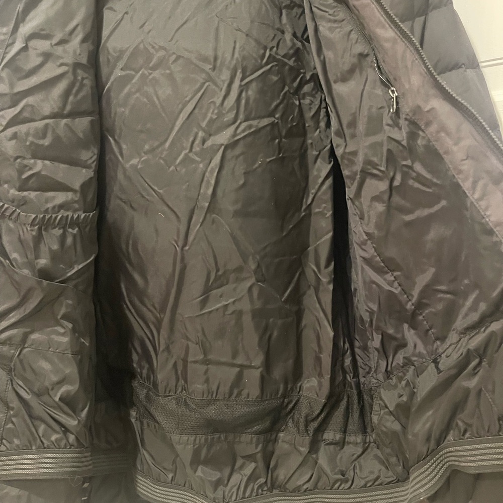 The North Face Women’s Down Puffer Jacket Faux Fur Hood Ski Coat Size M - Picture 11 of 13